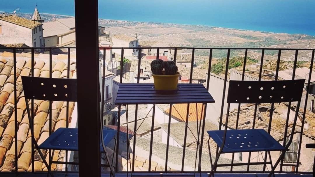 Perla Del Borgo Appartamenti Santa Caterina dello Ionio Luaran gambar