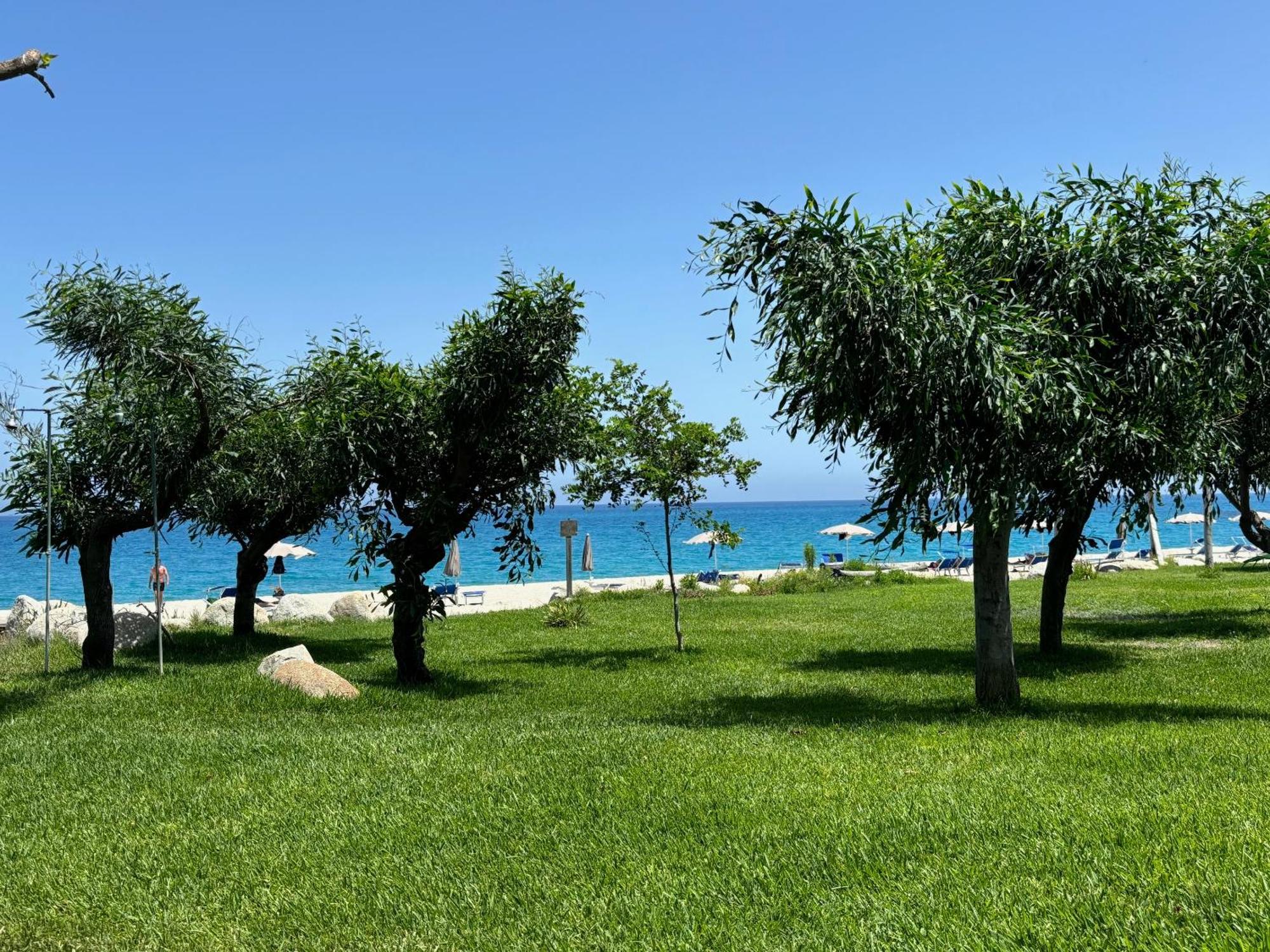 Perla Del Borgo Appartamenti Santa Caterina dello Ionio Luaran gambar