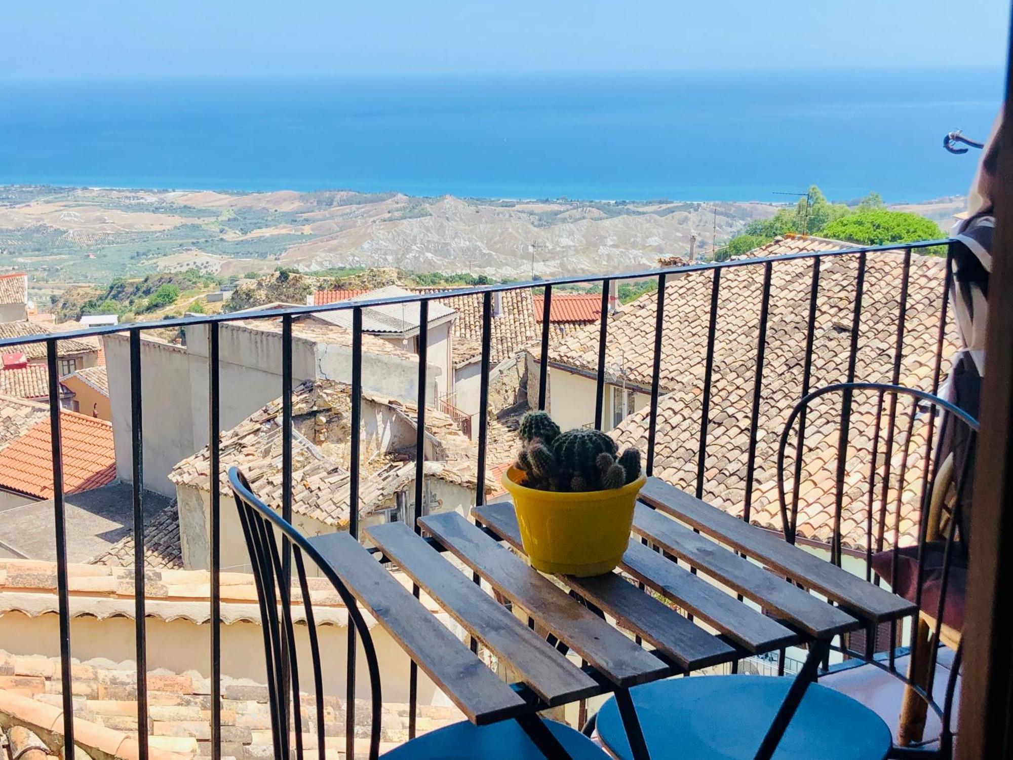 Perla Del Borgo Appartamenti Santa Caterina dello Ionio Luaran gambar