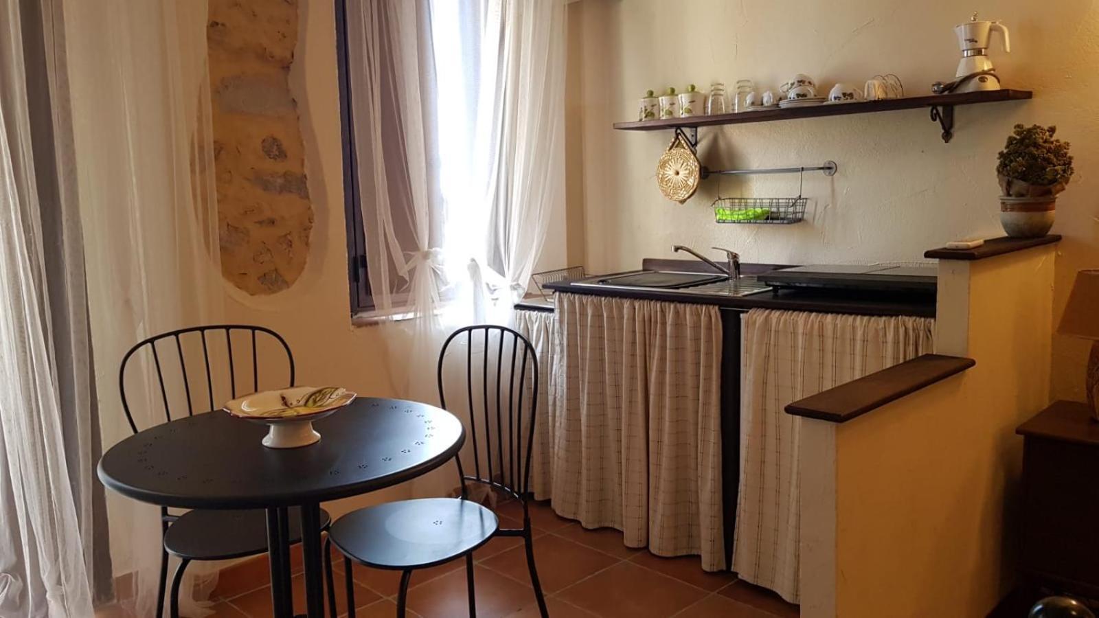 Perla Del Borgo Appartamenti Santa Caterina dello Ionio Luaran gambar